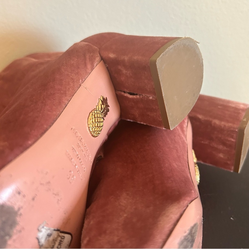 Aquazzura So Me Light Pink Velvet Ankle Boot Size 9 Bootie Heels 2 Inch Pastel - Picture 8 of 11